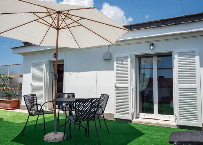 Tiburtina Rooftop דירה