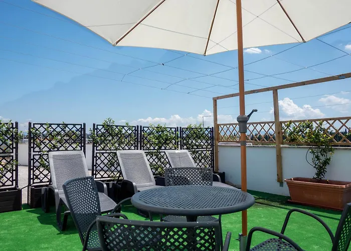 Tiburtina Rooftop דירה *